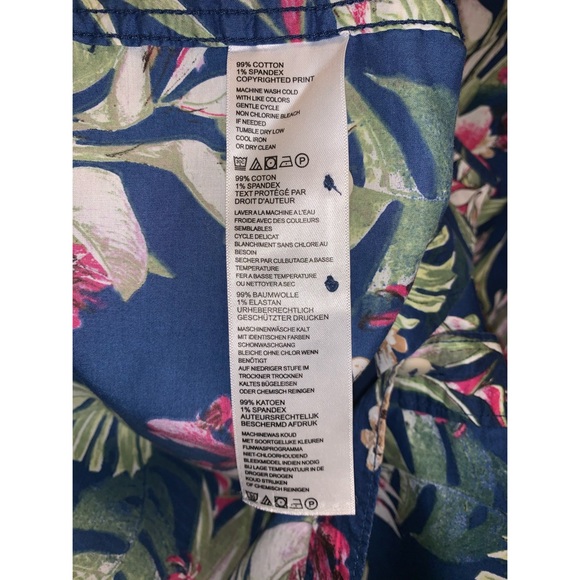 Tommy Bahama Hawaiian Button-Up Camp Shirt - Picture 5 of 5